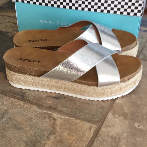 Metallic Cork Sandals - Picture 2 of 7